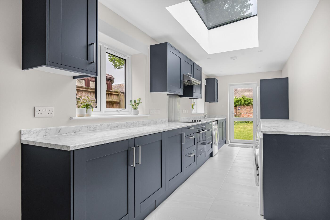 5 bed property in Pearces Orchard, Henley-On-Thames